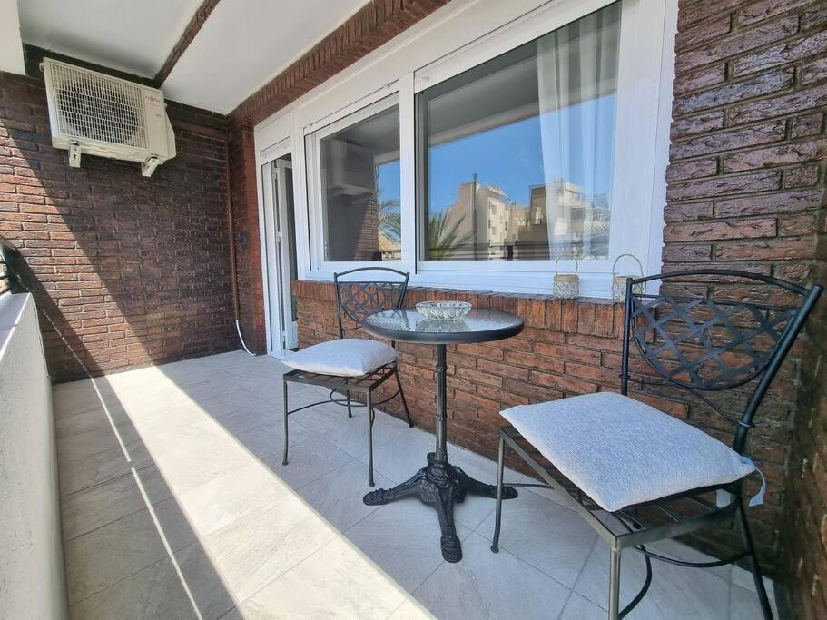 Aguadulce, Apto Santa Monica 2 Hab Con Terraza, Aire, Wifi, A 5 Min De La Playa Aguadulce  Eksteriør billede